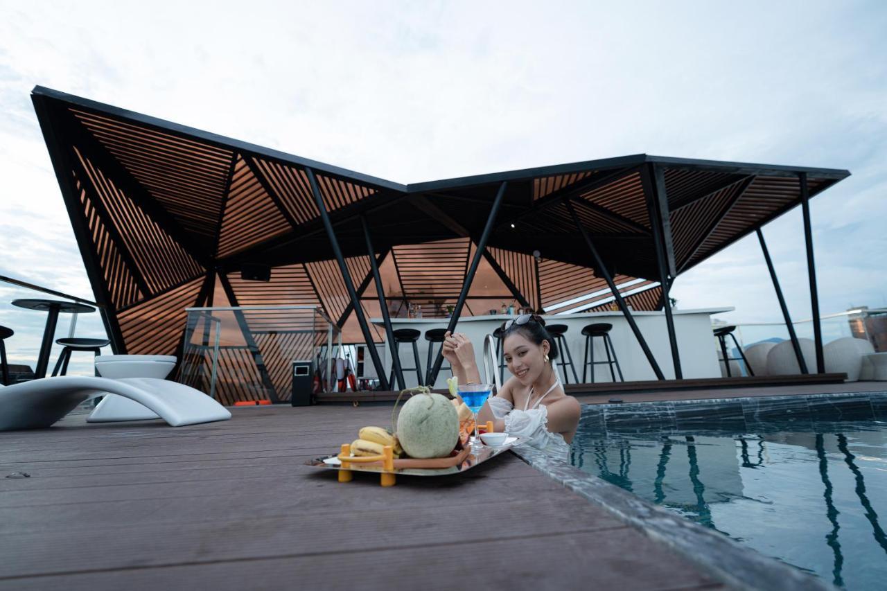 Draco Hotel & Suites Дананг Екстериор снимка