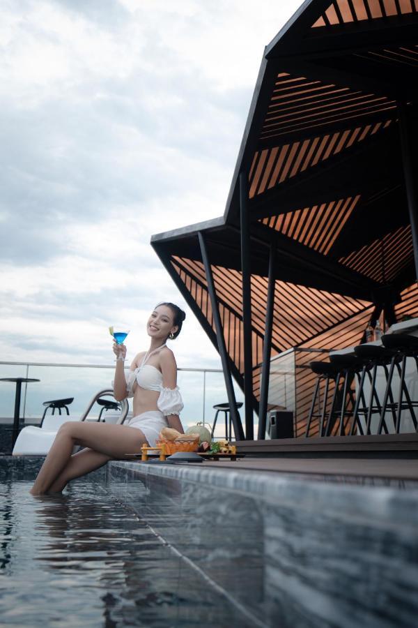 Draco Hotel & Suites Дананг Екстериор снимка