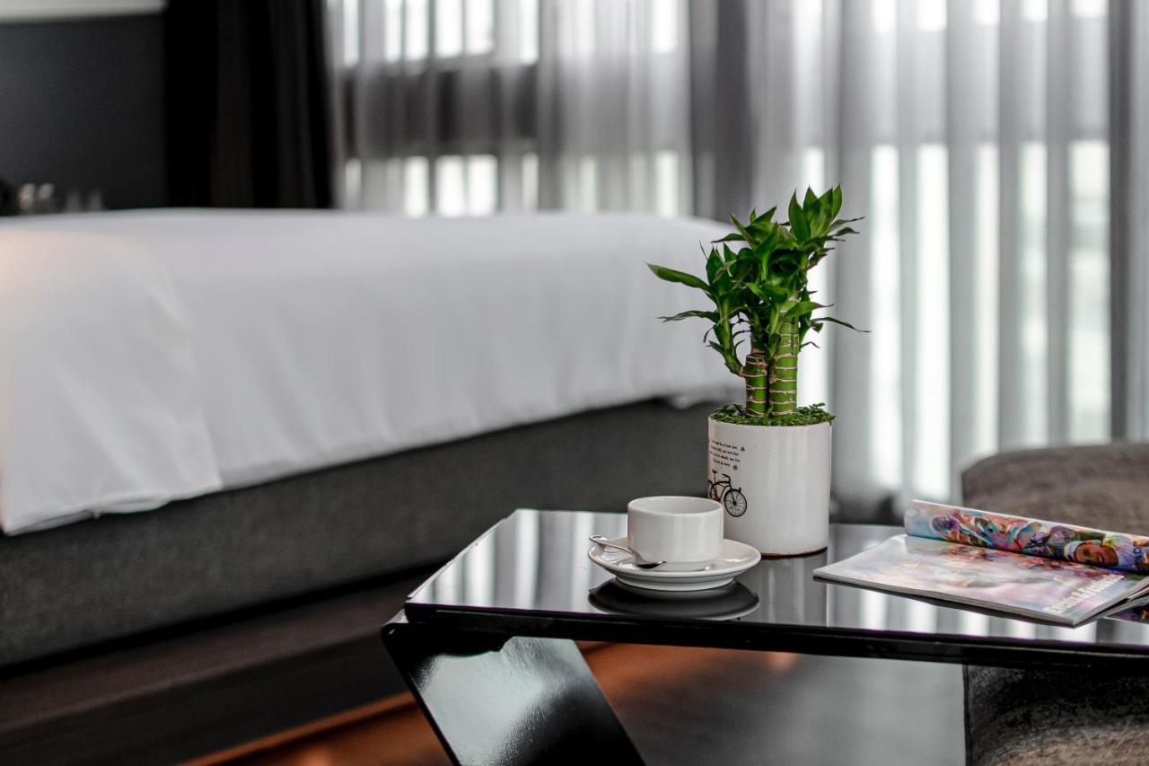Draco Hotel & Suites Дананг Екстериор снимка
